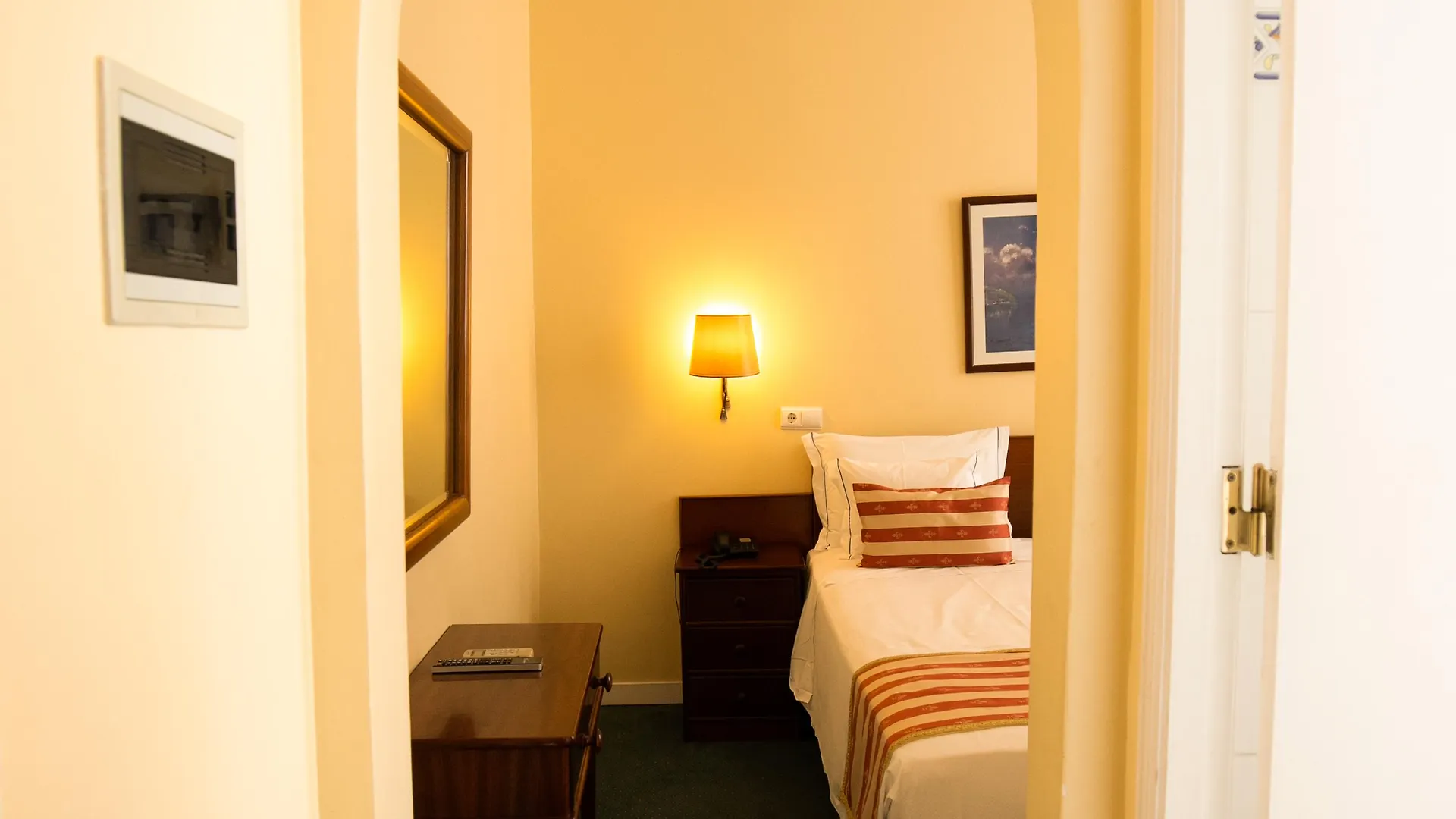 Hotel Florescente Lisbon 3*,