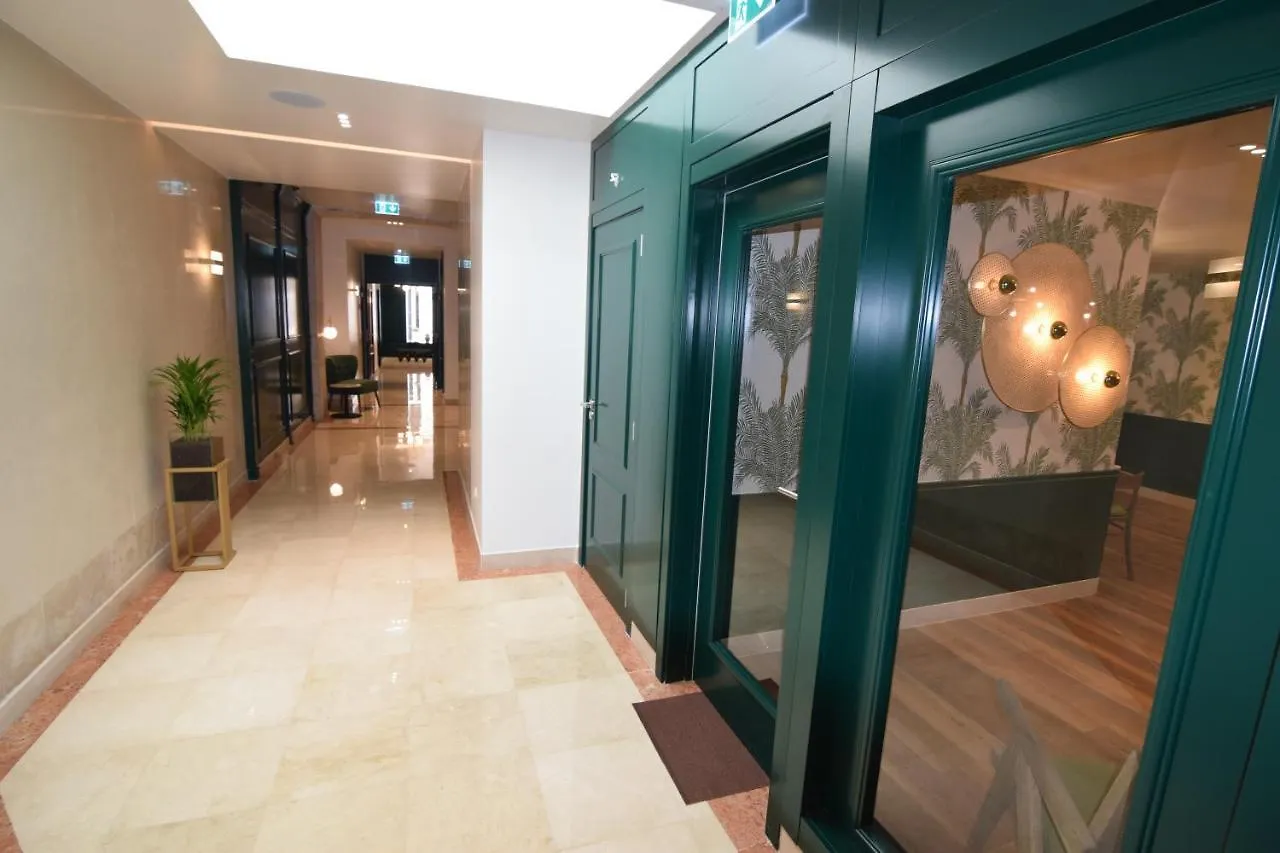 Hotel Florescente Lisbon 3*,